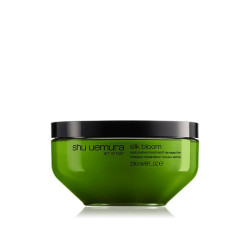 Shu Uemura Silk Bloom Restorative Treatment (200ml)